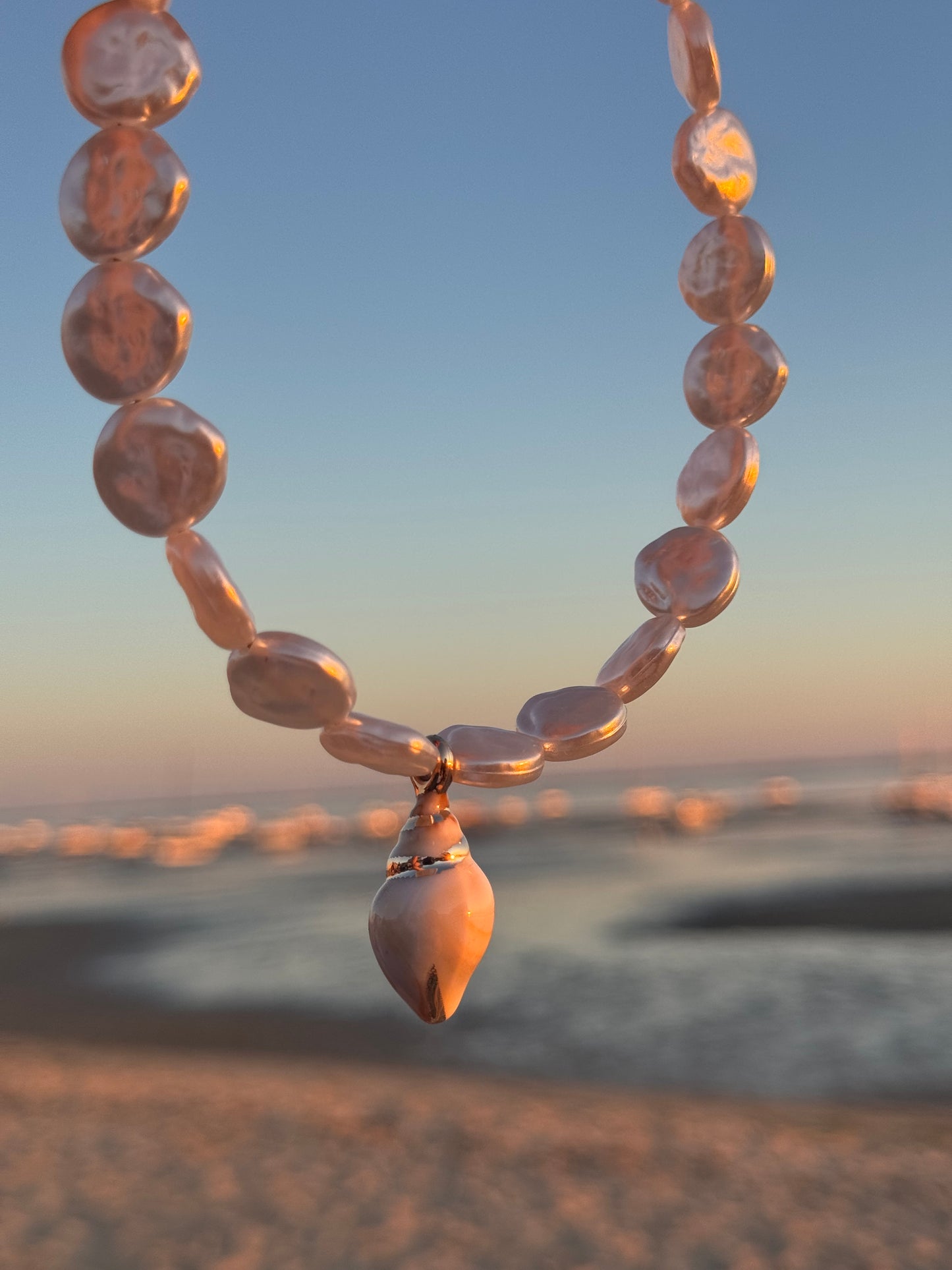 Collier porte médaille Isla- Aura Necklaces