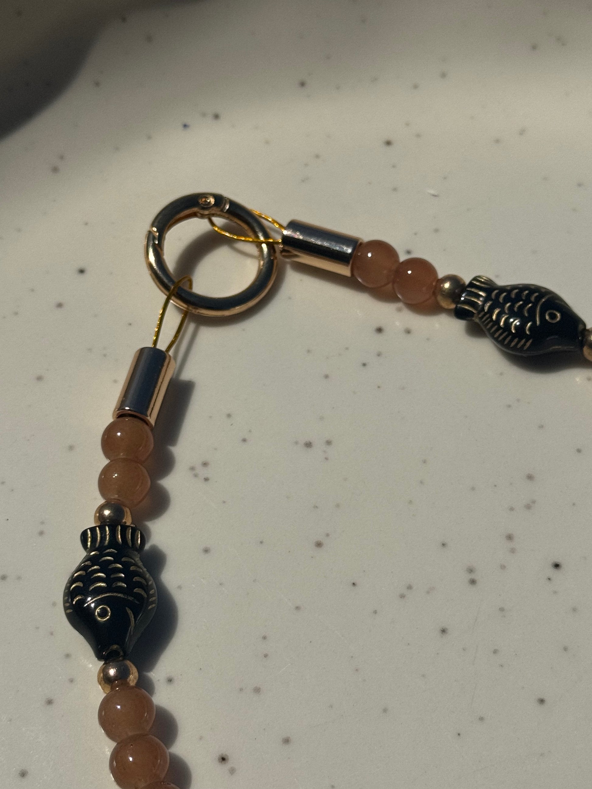 Collier porte médaille Marée Basse - Aura Necklaces