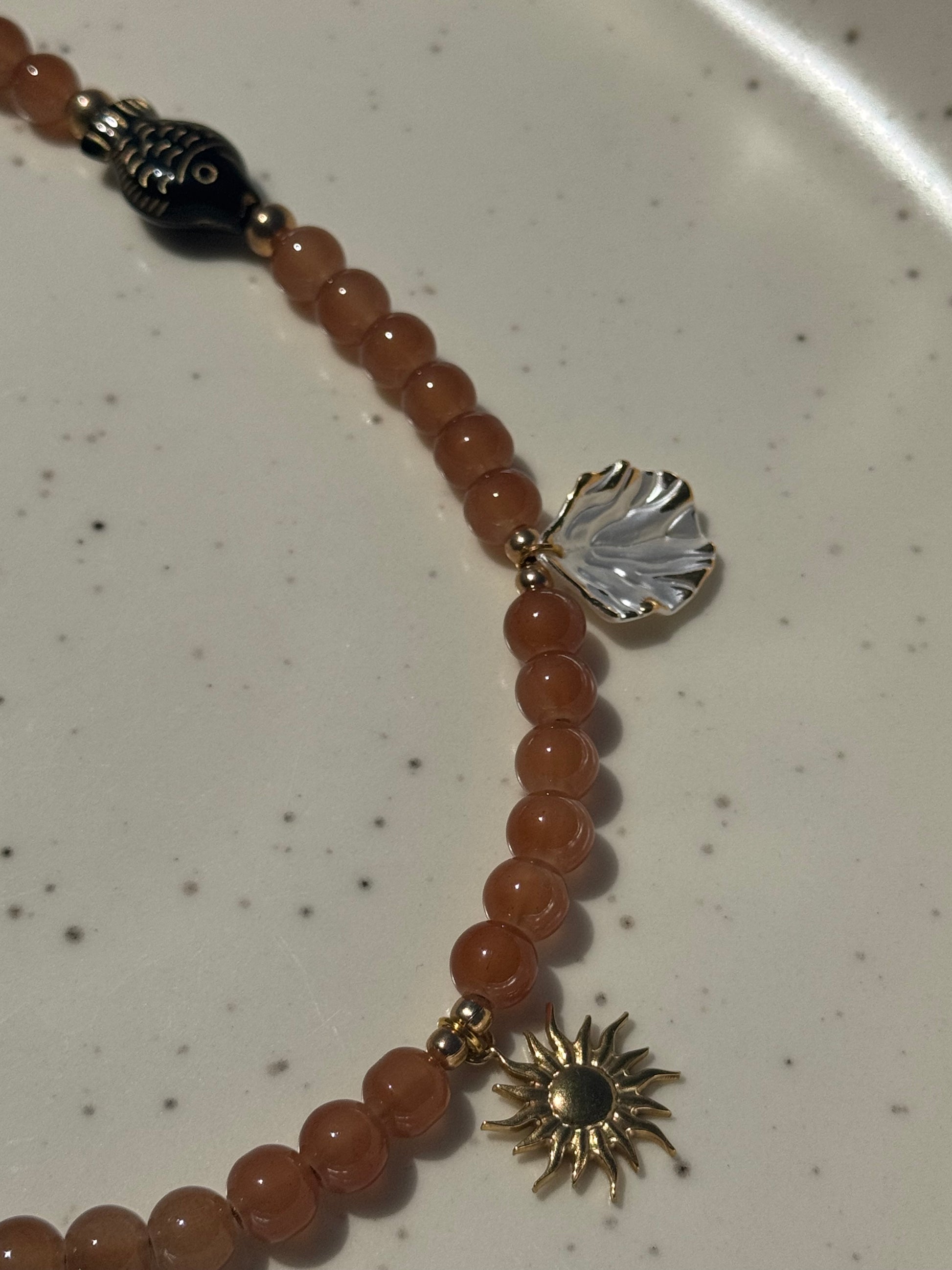Collier porte médaille Marée Basse - Aura Necklaces