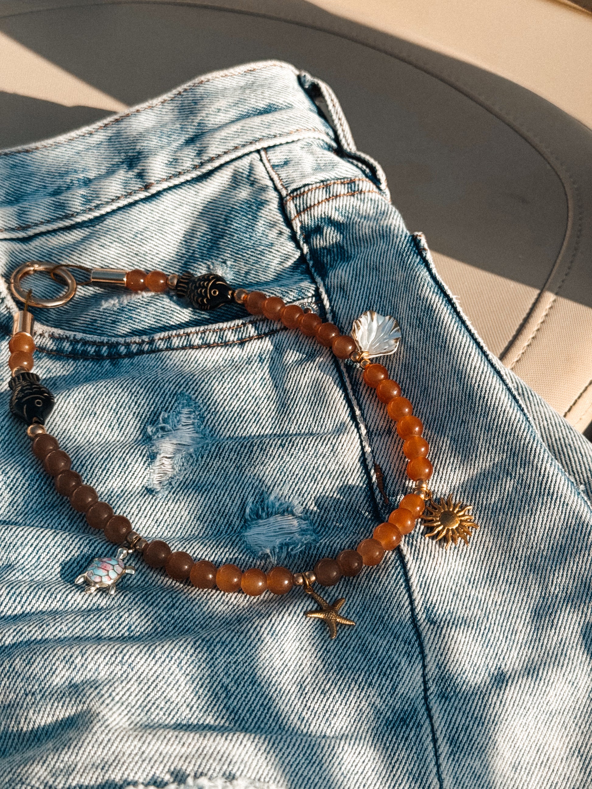 Collier porte médaille Marée Basse - Aura Necklaces